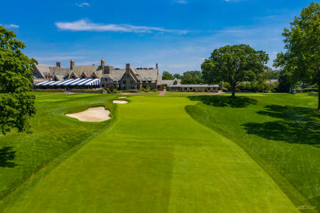 Winged Foot West 18